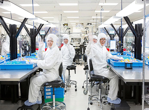 Medical Device Manufacturing  clean room Medical Device Manufacturing  clean room